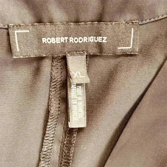 Robert Rodriguez Women's XL Black Sleeveless V-Neck Satin Blouse - Picture 7 of 8